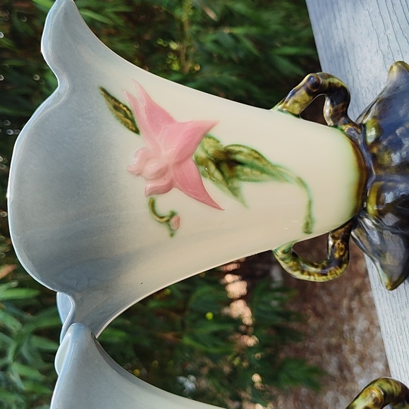 Hand Painted Hull Pottery Pair Ceramic Vintage Decorative Vases Floral - Picture 7 of 7